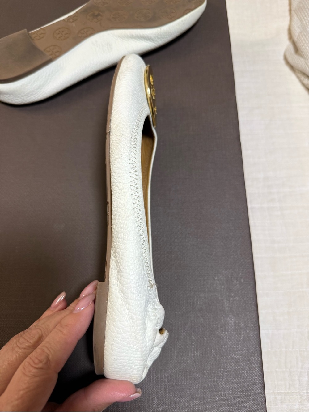 Tory Burch Cream Leather Logo Ballet Flats with Gold Medallion - Picture 9 of 12